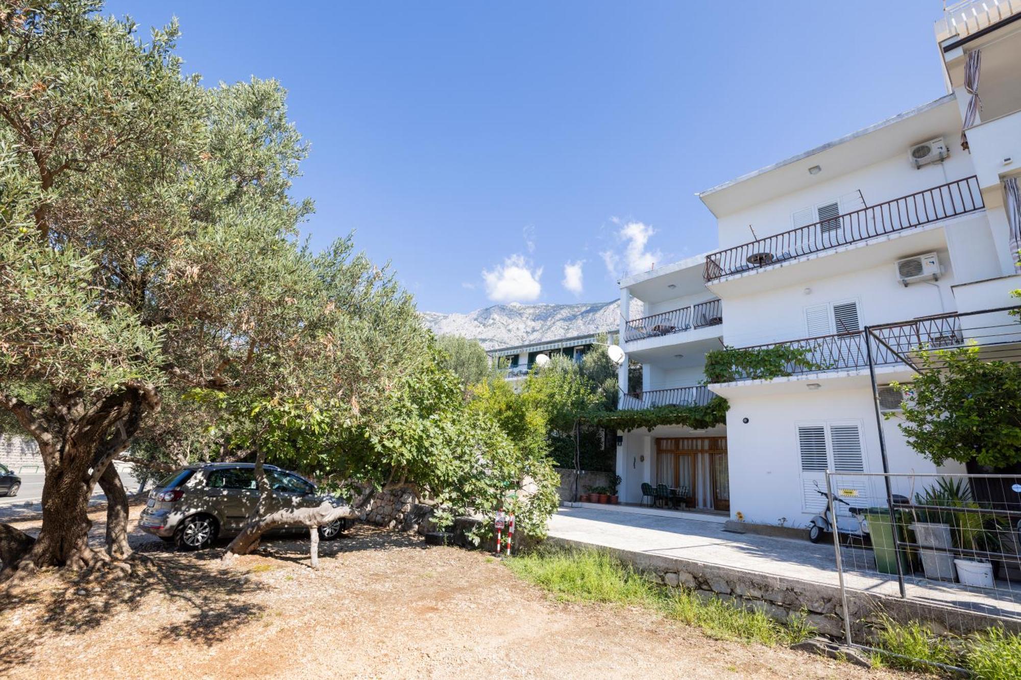 Apartmani Marta Tučepi Buitenkant foto