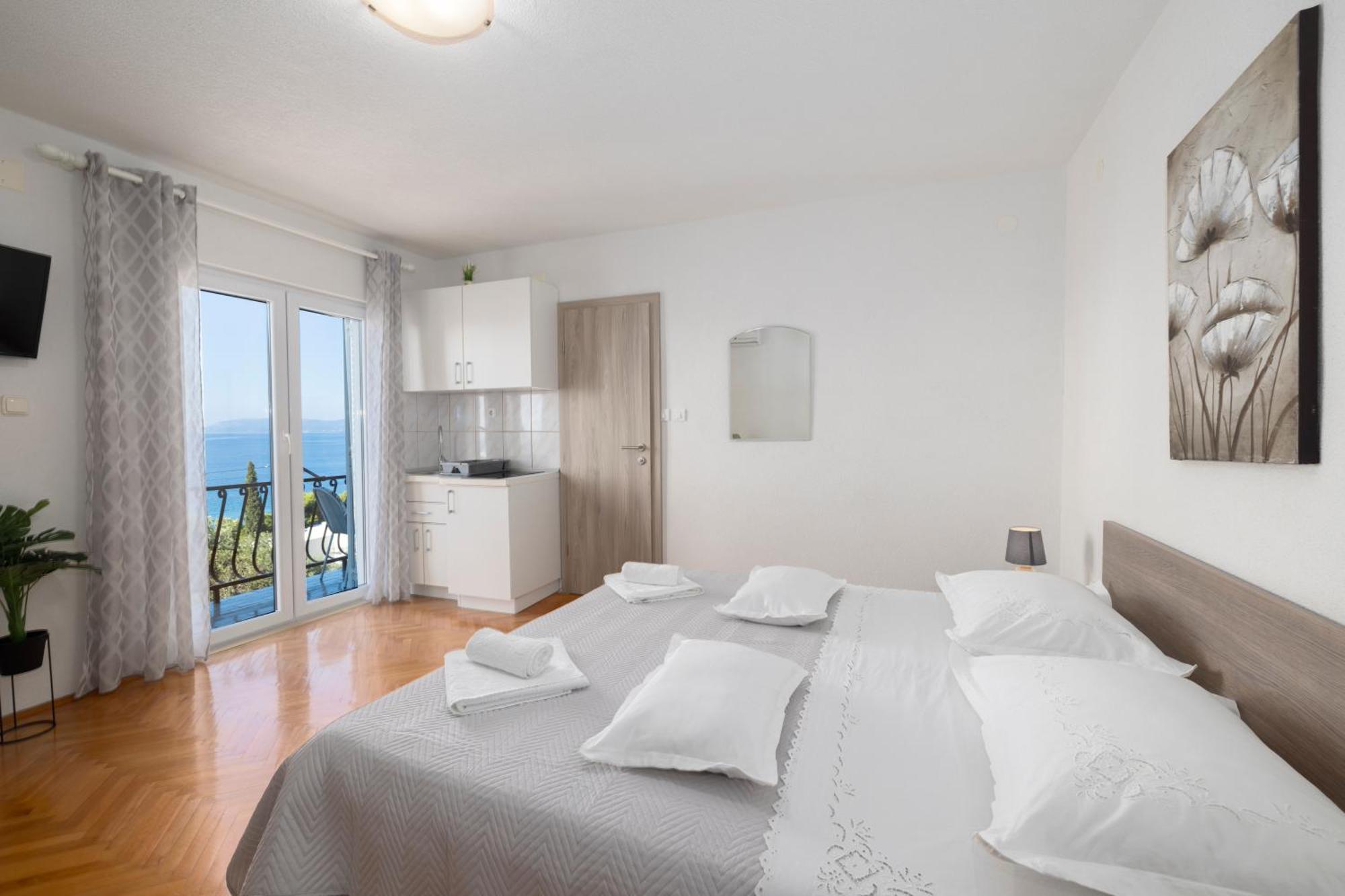 Apartmani Marta Tučepi Buitenkant foto