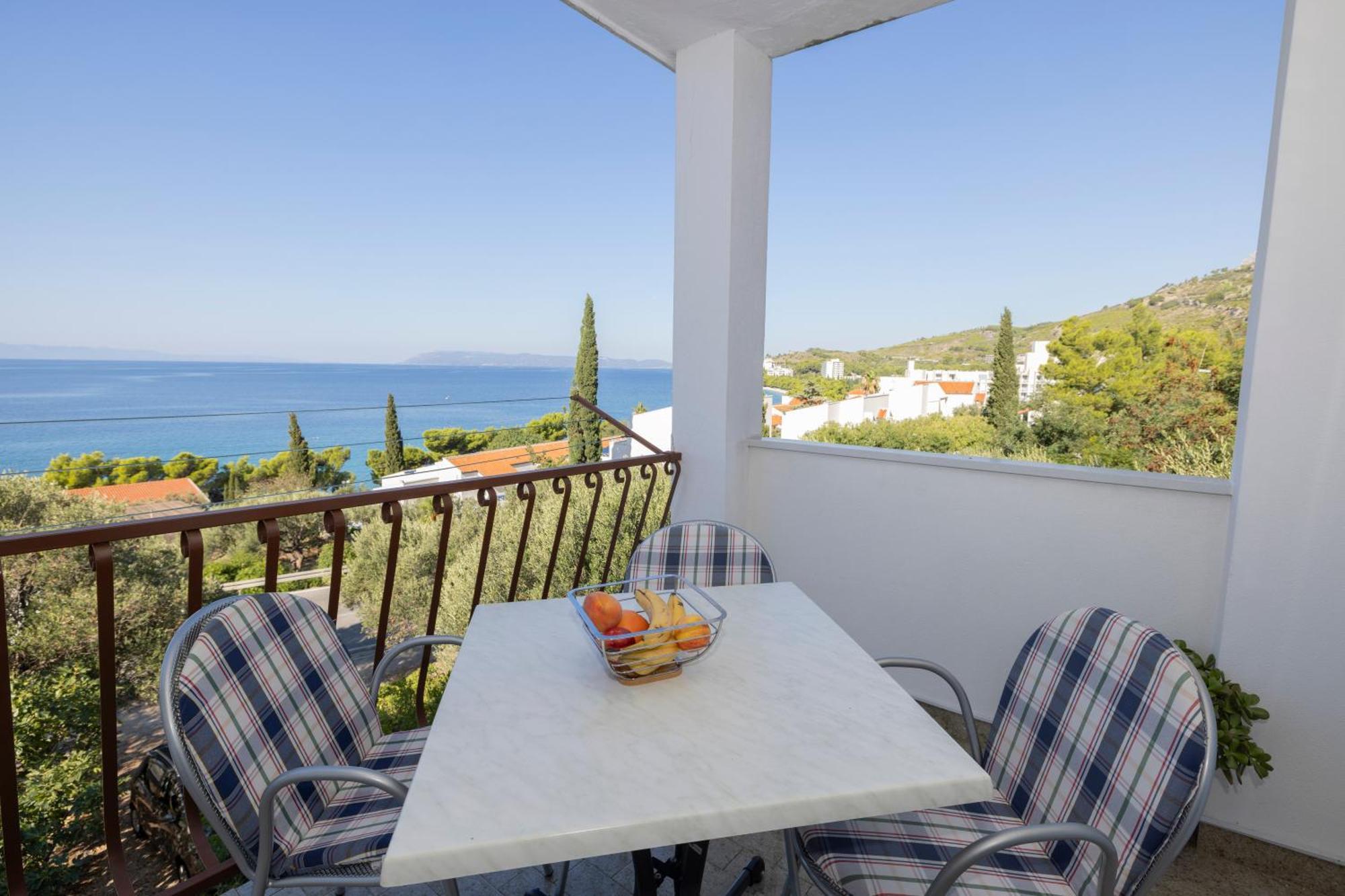 Apartmani Marta Tučepi Buitenkant foto