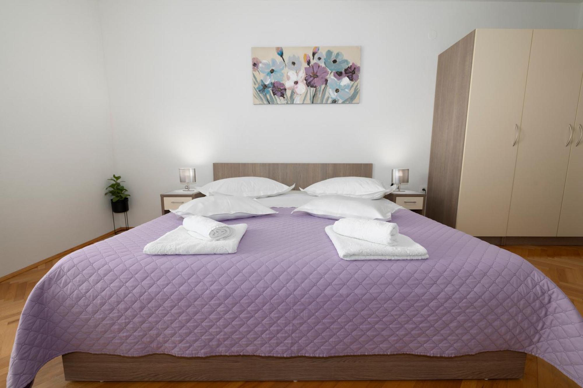 Apartmani Marta Tučepi Buitenkant foto