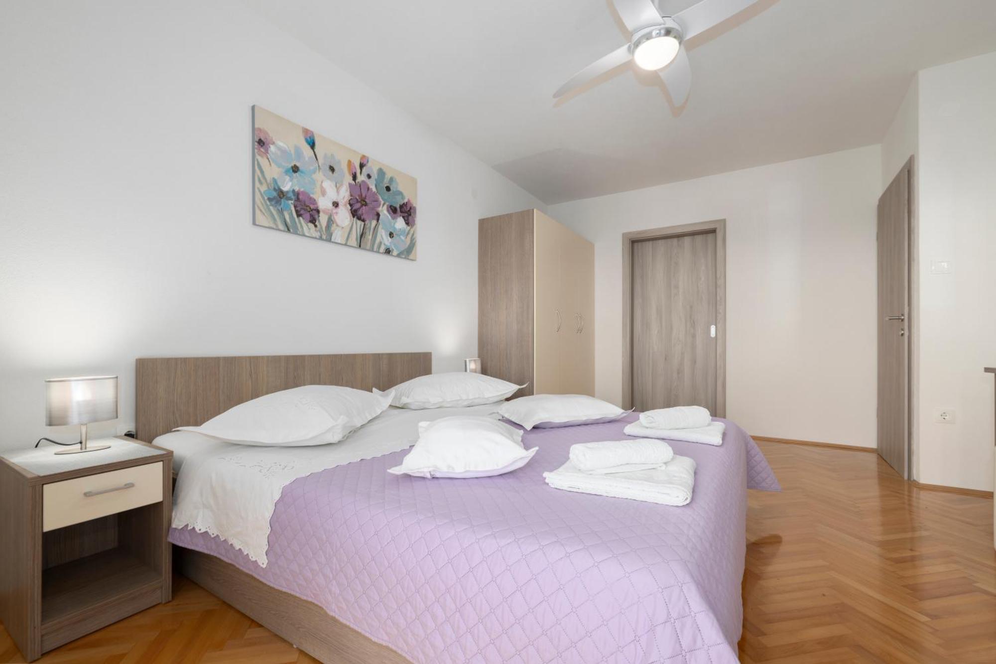 Apartmani Marta Tučepi Buitenkant foto