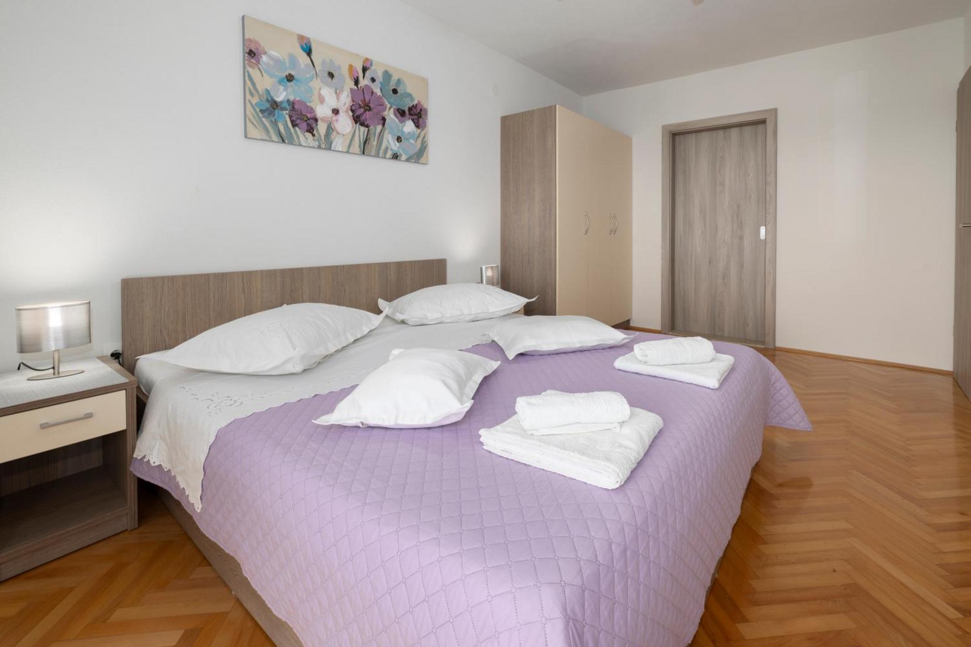 Apartmani Marta Tučepi Buitenkant foto