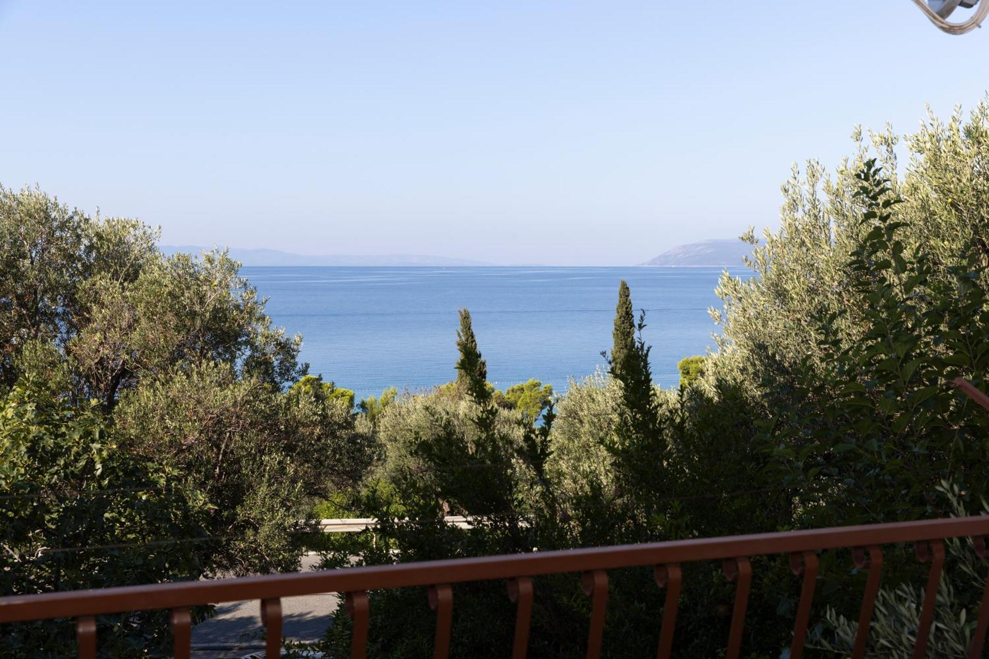 Apartmani Marta Tučepi Buitenkant foto